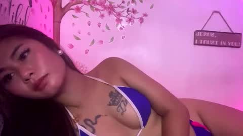Snapshot of ur_ultimatedreamgirlxoxo chatting on 26, 2, 2026 HelloIm Girly online show from 26, 2, 2026