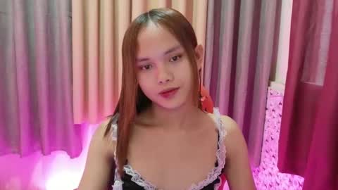 Snapshot of urasian_crisa chatting on 4, 12, 2025 urasian_crisa online show from 4, 12, 2025