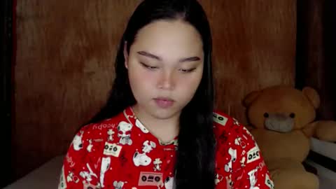 Snapshot of urasian_hotchix69 chatting on 14, 9, 2025 Lycah online show from 14, 9, 2025