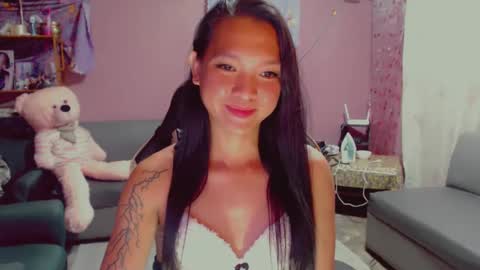 NEWRA  ALLISON online show from 8, 2, 2025