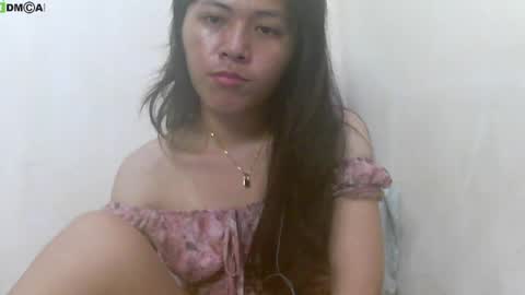 Snapshot of urasianlover69x chatting on 8, 2, 2025 rai online show from 8, 2, 2025