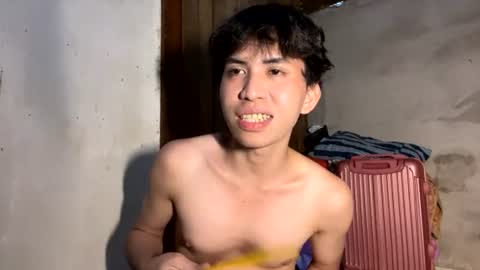 urasiantwinkx online show from 25, 6, 2026