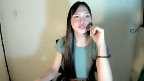 Snapshot of urdolly_rona chatting on 6, 7, 2026 Rona Ella online show from 6, 7, 2026