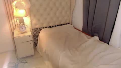 Snapshot of urdream_bride chatting on 25, 2, 2025 urdream_bride online show from 25, 2, 2025