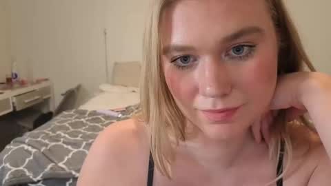 Snapshot of urfavcollegegirl chatting on 16, 2, 2025 Maryia Kay online show from 16, 2, 2025