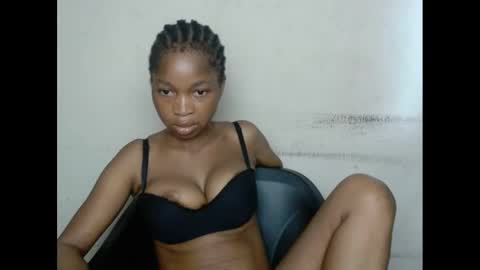 Snapshot of urflirtydoll chatting on 25, 2, 2025 urflirtydoll online show from 25, 2, 2025