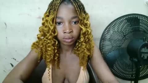 Snapshot of urflirtydoll chatting on 19, 9, 2025 urflirtydoll online show from 19, 9, 2025