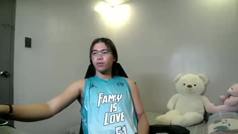 Snapshot of urfuckinghighness chatting on 5, 3, 2026 ask me online show from 5, 3, 2026