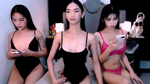 Im your doll maica online show from 11, 1, 2026