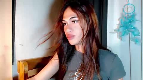 Snapshot of urgirl_leah chatting on 17, 11, 2025 Leah online show from 17, 11, 2025