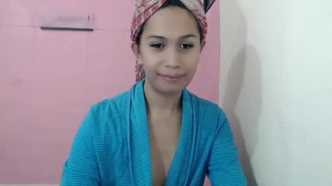 Snapshot of urgirlnabyx chatting on 24, 12, 2024 Call me naby online show from 24, 12, 2024
