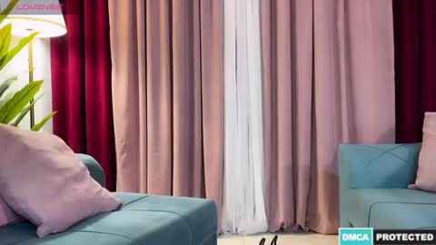 Snapshot of urgoddessjenny chatting on 24, 12, 2024 Jenny online show from 24, 12, 2024