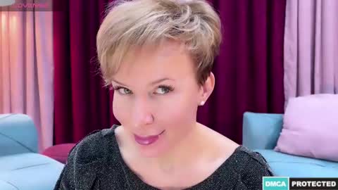 Snapshot of urgoddessjenny chatting on 2, 1, 2025 Jenny online show from 2, 1, 2025