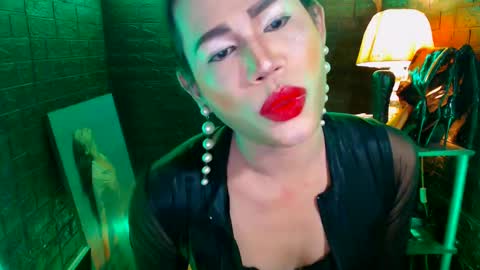 Snapshot of urhardcockqueenxxx chatting on 14, 2, 2025 queen norelle online show from 14, 2, 2025
