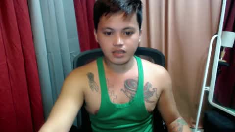 Snapshot of urhot_fucker13 chatting on 5, 3, 2025 JUST CALL MY NAME jayrus online show from 5, 3, 2025