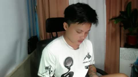 Snapshot of urhot_fucker13 chatting on 5, 10, 2025 JUST CALL MY NAME jayrus online show from 5, 10, 2025