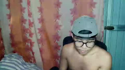 Snapshot of urhot_jeremyxx chatting on 27, 11, 2025 jeremy online show from 27, 11, 2025