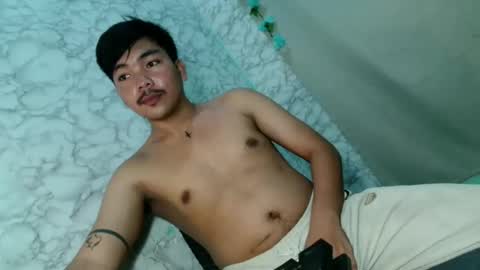Snapshot of urhot_kharlxoxo chatting on 4, 5, 2026 john carlo online show from 4, 5, 2026