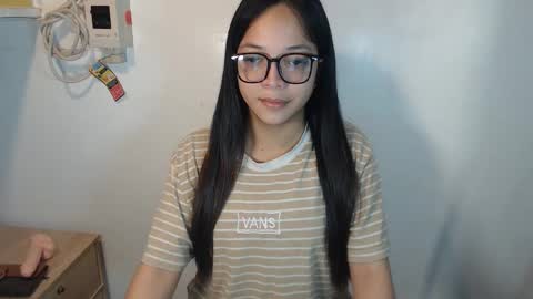 Snapshot of urhotangela chatting on 5, 2, 2026 urhotangela online show from 5, 2, 2026