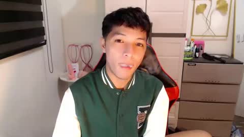 Ethan online show from 11, 4, 2026