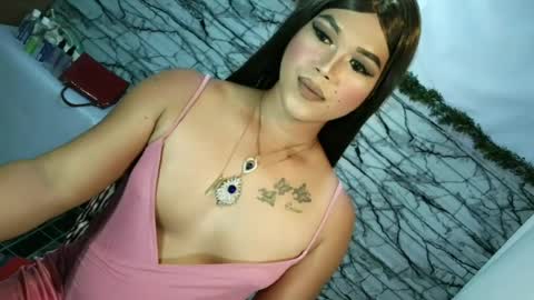 urhotfucker_eric online show from 15, 6, 2026