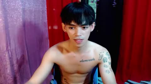 Snapshot of urhunky_boy chatting on 25, 5, 2026 urhunky_boy online show from 25, 5, 2026