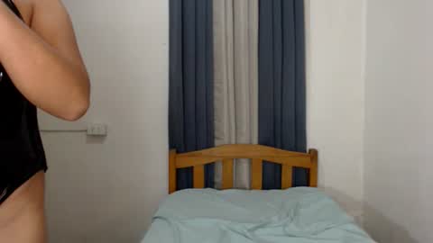 Snapshot of urjerkingdoll chatting on 20, 12, 2024 Zoe online show from 20, 12, 2024