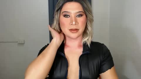 Snapshot of urjerkingdoll chatting on 3, 1, 2025 Zoe online show from 3, 1, 2025