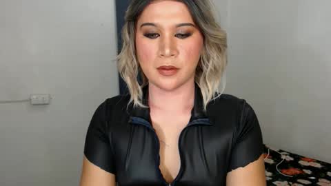 Snapshot of urjerkingdoll chatting on 6, 1, 2025 Zoe online show from 6, 1, 2025