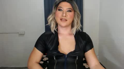 Snapshot of urjerkingdoll chatting on 14, 1, 2025 Zoe online show from 14, 1, 2025