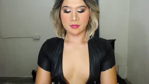 Snapshot of urjerkingdoll chatting on 7, 2, 2025 Zoe online show from 7, 2, 2025