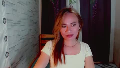 urlovely_che online show from 3, 2, 2026