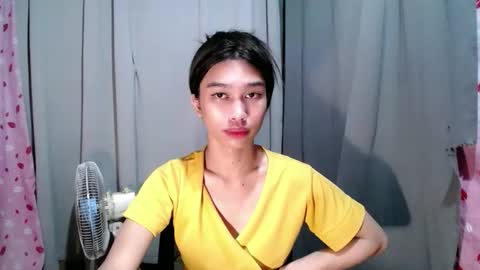 urloverjasmine_xx online show from 25, 4, 2026