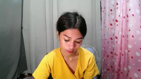 Snapshot of urloverjasmine_xx chatting on 14, 5, 2026 urloverjasmine_xx online show from 14, 5, 2026