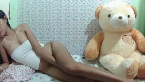 It me SHELLA  online show from 8, 11, 2025