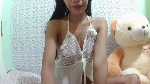 It me SHELLA  online show from 9, 11, 2025
