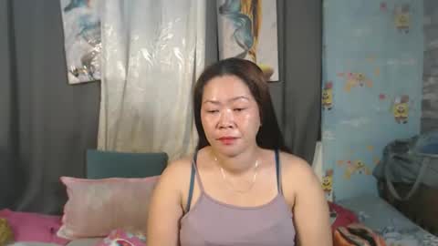 urpinay_singlemother online show from 5, 6, 2026