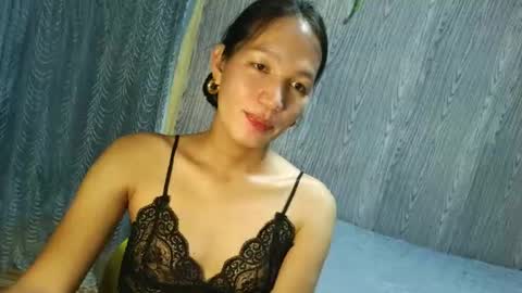 Snapshot of urpinaylovelyjuliaxxx chatting on 23, 10, 2025 queen julia not into CHEAPGUY online show from 23, 10, 2025