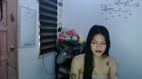 hi im kim online show from 1, 2, 2025