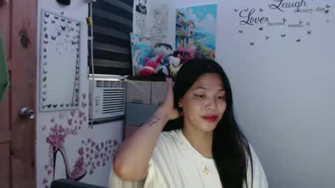 hi im kim online show from 24, 10, 2025