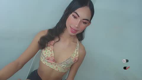 urpretty_mistake online show from 13, 2, 2026