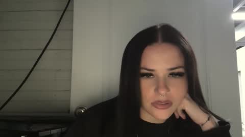 urrfavvsexyy online show from 5, 12, 2025