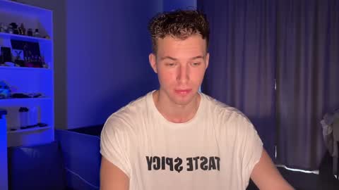 ursaotome online show from 18, 9, 2025