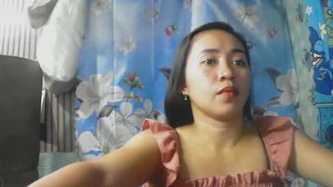 Snapshot of ursexy_kayla chatting on 24, 5, 2026 ursexy_kayla online show from 24, 5, 2026