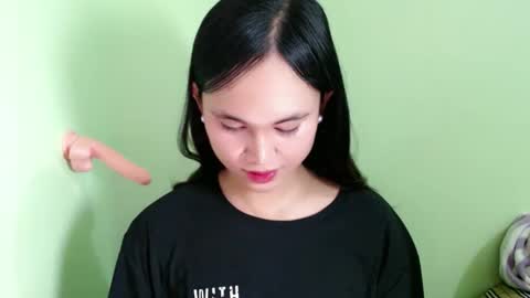 Snapshot of ursweet_athisa18 chatting on 24, 3, 2026 Athisa online show from 24, 3, 2026