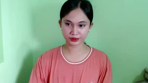 Snapshot of ursweet_athisa18 chatting on 5, 4, 2026 Athisa online show from 5, 4, 2026