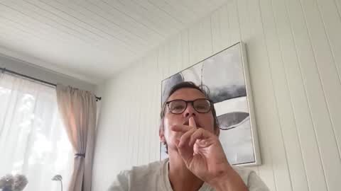 P online show from 11, 11, 2025