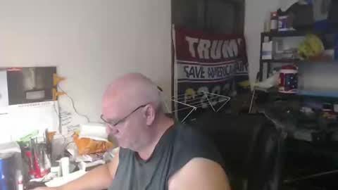 Eric online show from 5, 11, 2025