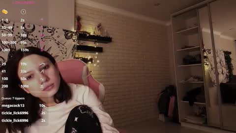 Snapshot of uwu_eva chatting on 3, 1, 2025 Eva online show from 3, 1, 2025