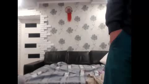 Snapshot of v646917 chatting on 16, 2, 2025 v646917 online show from 16, 2, 2025